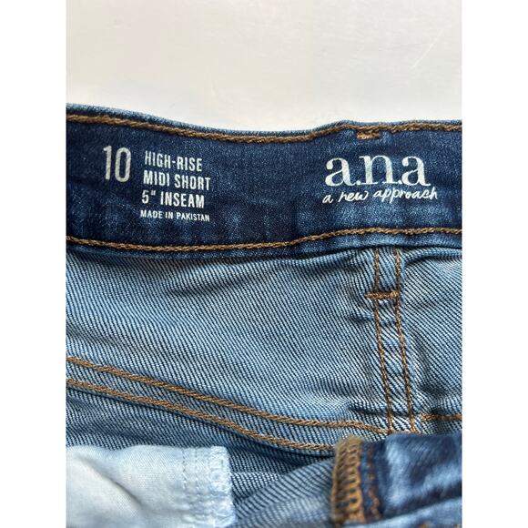 Ana Demin Jean Shorts High Rise Distressed Fray Hem Medium Wash Women’s Size 10 - Picture 5 of 6